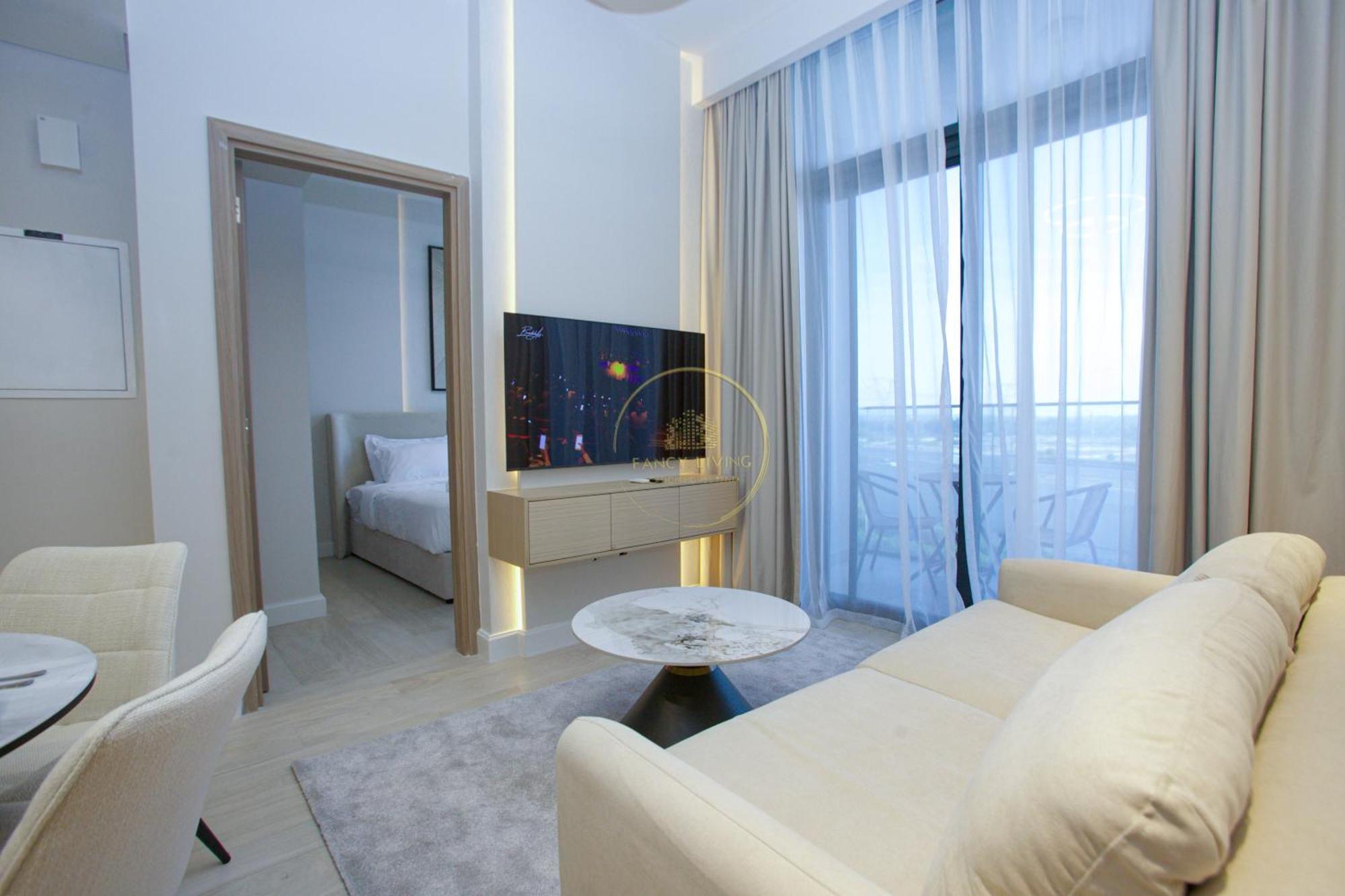 Standard 2Bhk Located In Azizi Riviera 46 Dubai Exterior photo